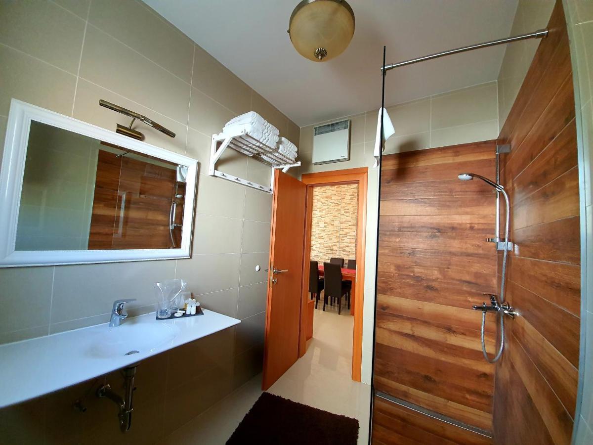 Boutique Hotel Bora & Villas Garamm Pakoštane Eksteriør bilde